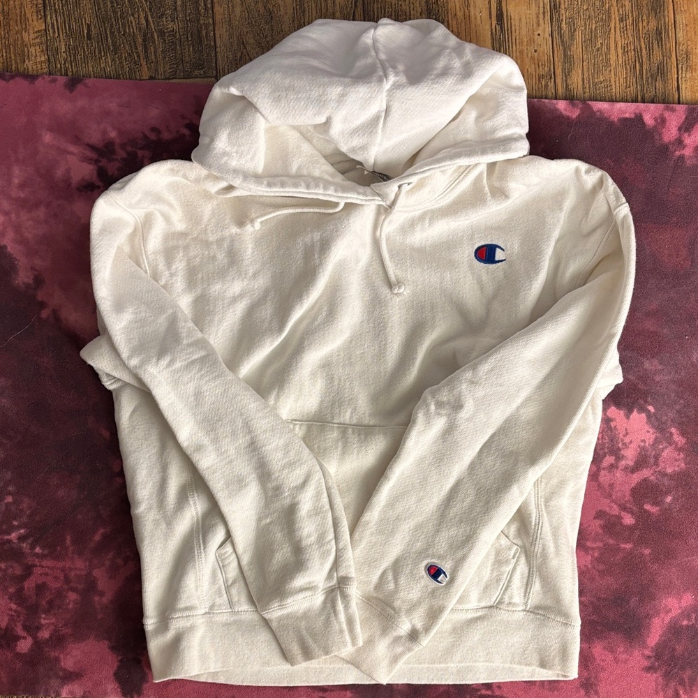 Champion Women's Cream Hoodie Sweater